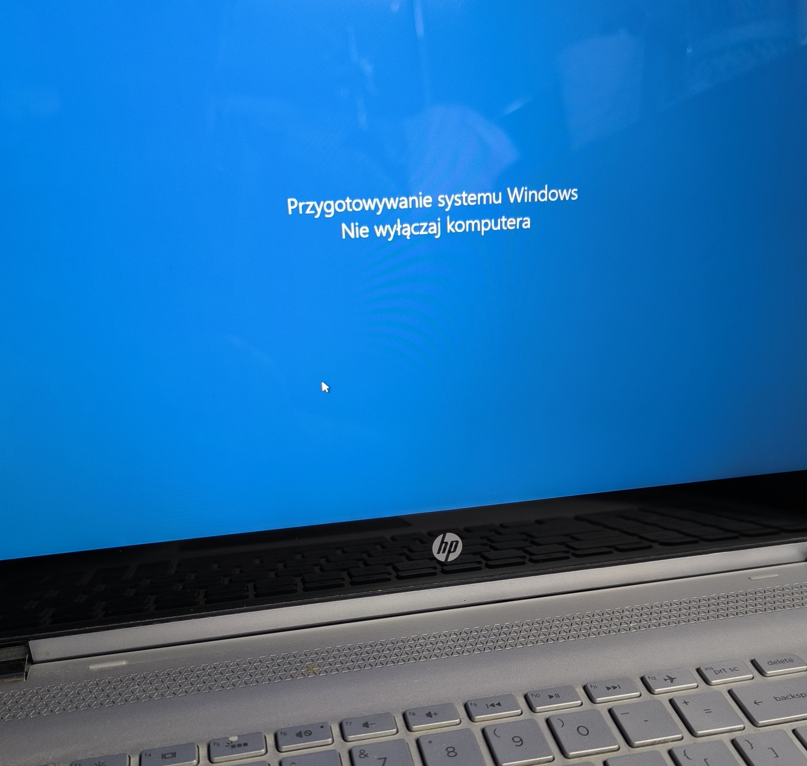 Przygotowywanie systemu Windows – komputer nie wyłączaj (naprawa Windows Zielona Góra)