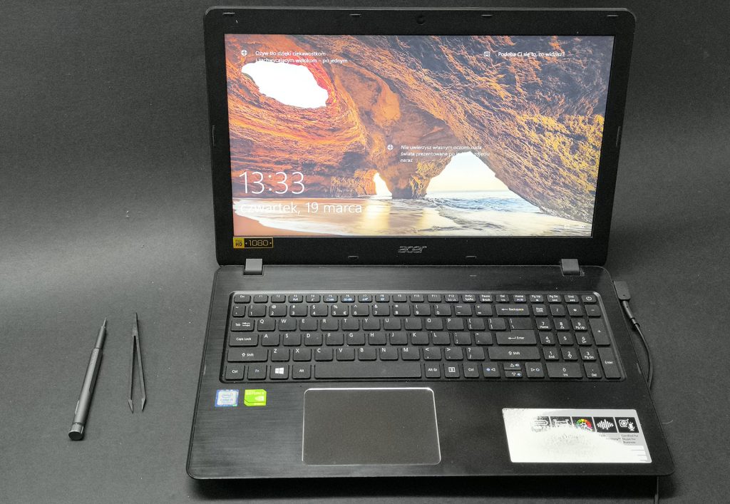 Acer F5-573G naprawa laptopa Zielona Góra – wymiana baterii czyszczenie chłodzenia i naprawa Windows